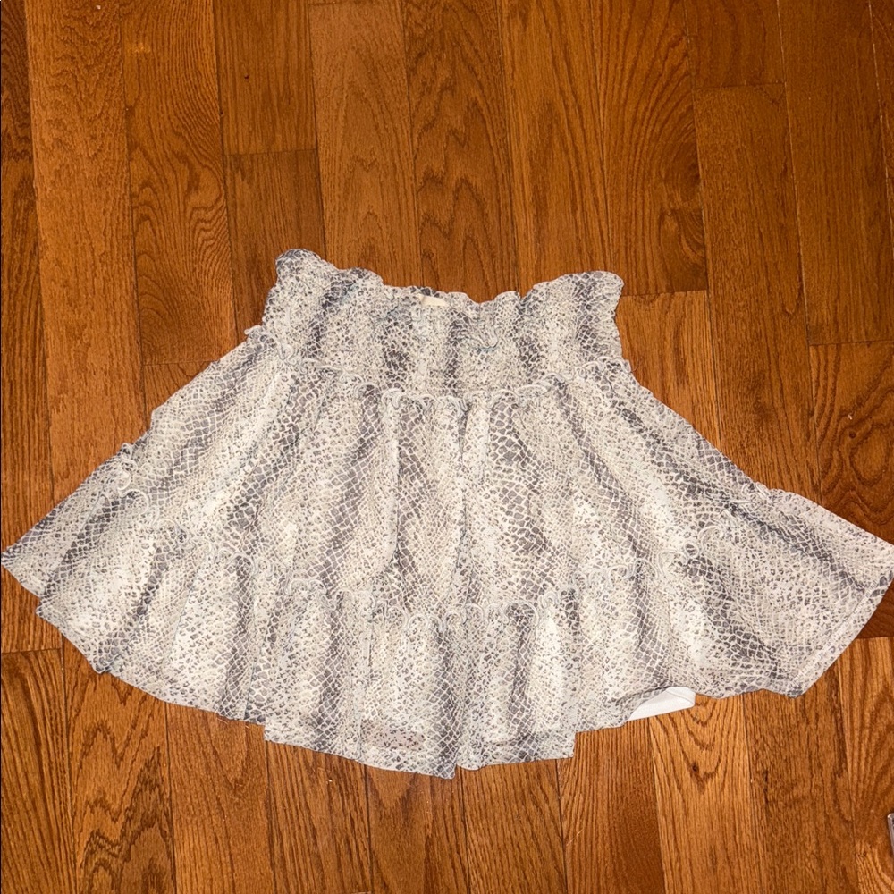 Elegant Gray Ruffled Skirt